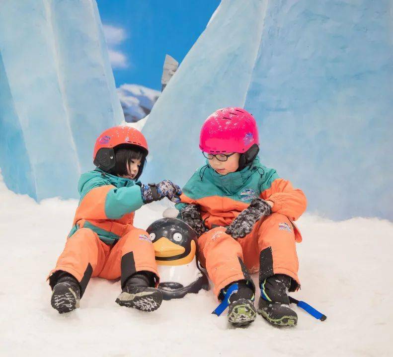 关于冰上碰碰车:趣味运动新体验的信息 关于冰上碰碰车:趣味运动新体验的信息